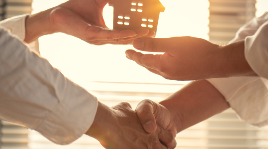 The Influence of Online Reviews on Real Estate Commission Rates