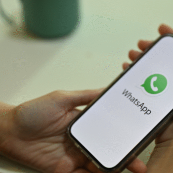How to Set Up Auto-Responses on WhatsApp for Property Inquiries