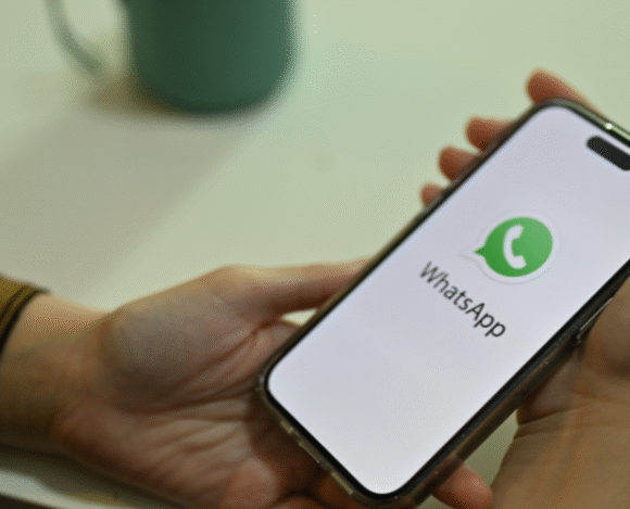 How to Set Up Auto-Responses on WhatsApp for Property Inquiries